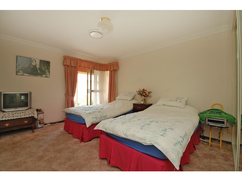 38 Whitfeld Terrace, Winthrop WA 6150