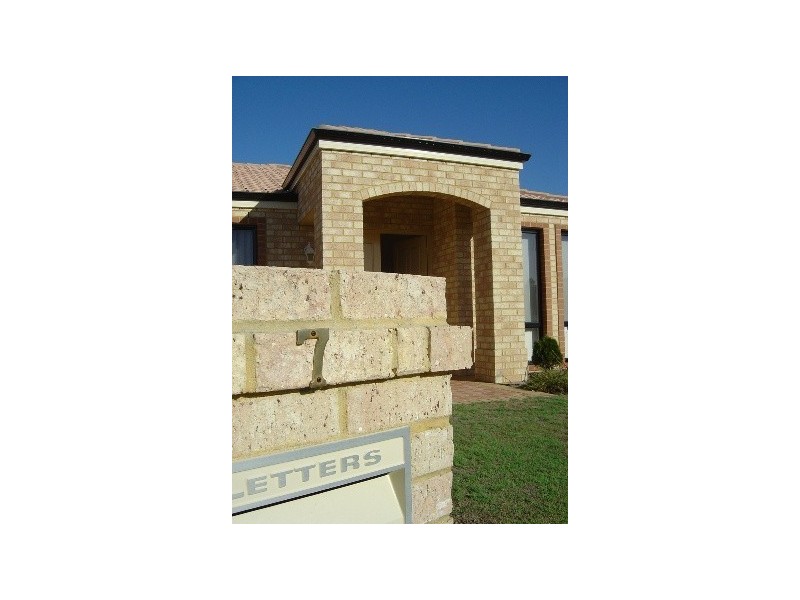 7 Thurloe Way, Canning Vale WA 6155