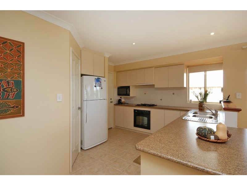 3 Cedron Rise, Coogee WA 6166
