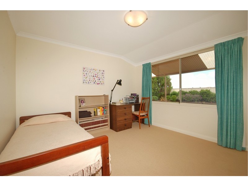 3 Cedron Rise, Coogee WA 6166