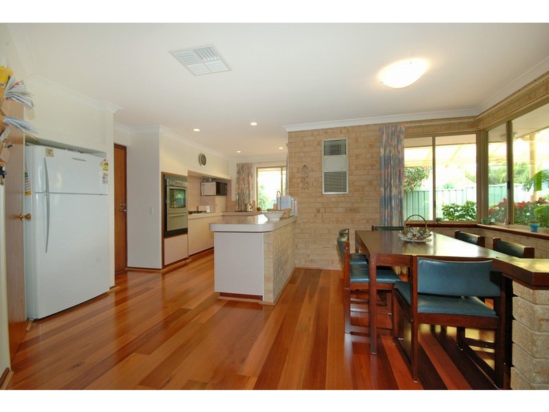 63 Jackson Avenue, Winthrop WA 6150