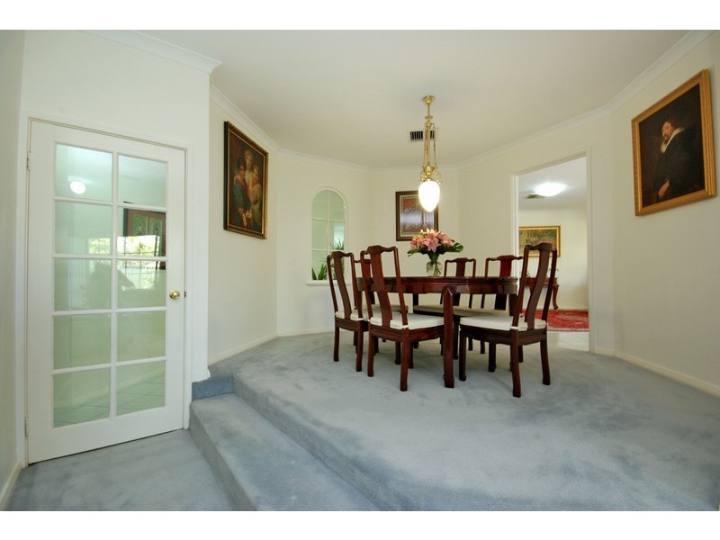 6 Parker Place, Winthrop WA 6150