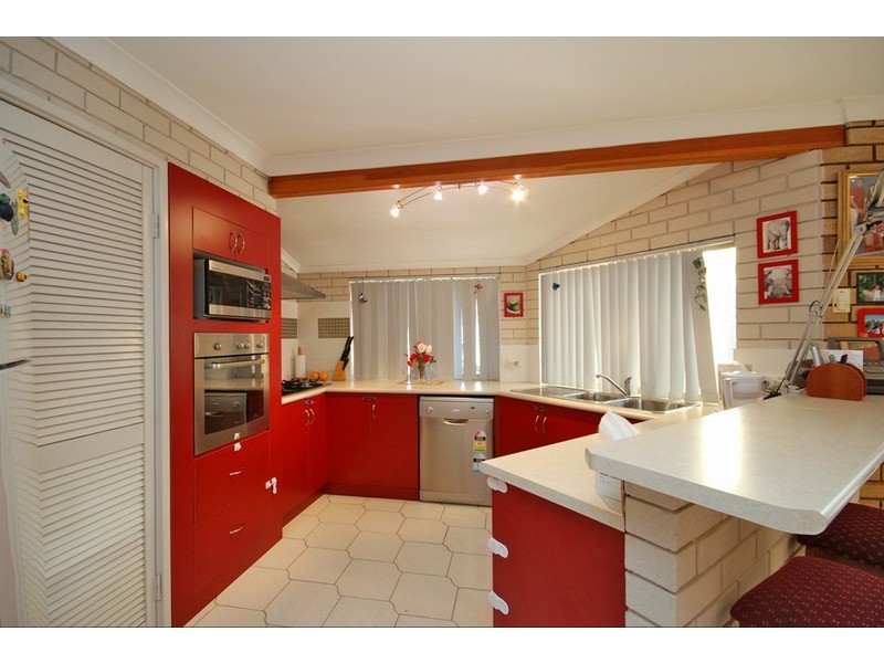 16 STEPHENSON GDNS, Winthrop WA 6150