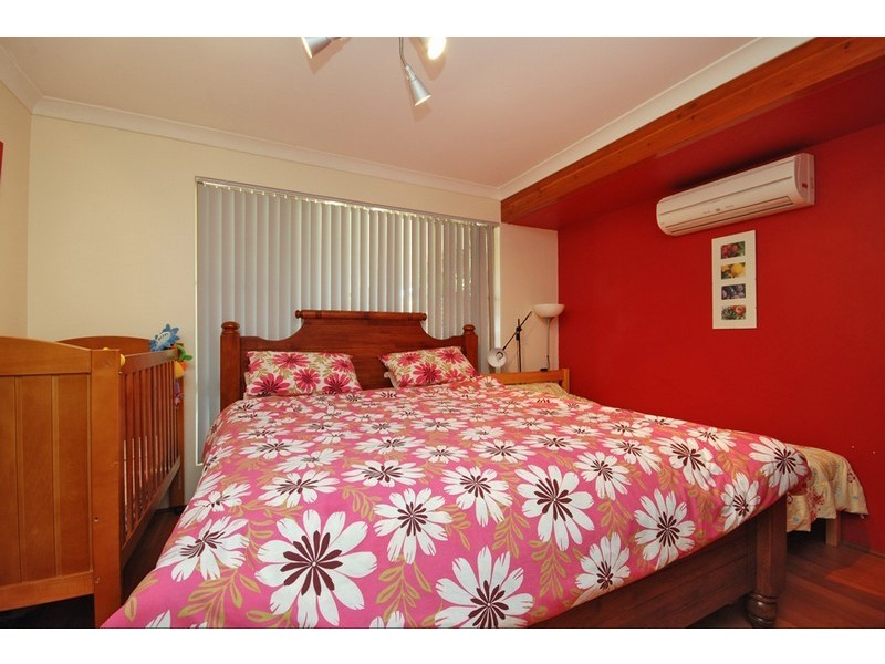 16 STEPHENSON GDNS, Winthrop WA 6150