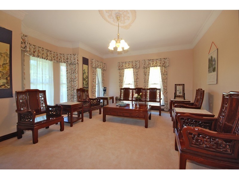 14 Edmiston Way, Winthrop WA 6150