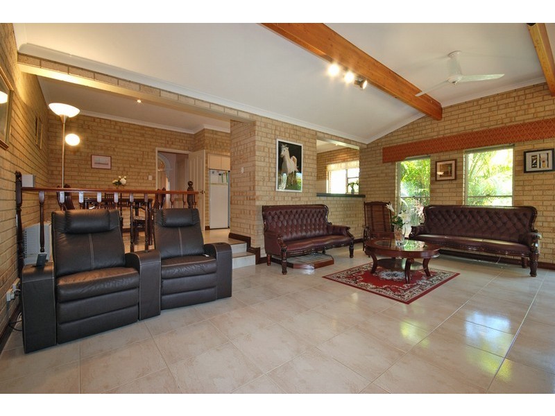 14 Edmiston Way, Winthrop WA 6150