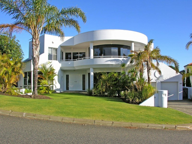 18 James Road, Kardinya WA 6163
