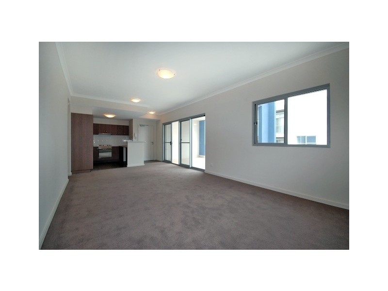38/6 IBERA WAY, Success WA 6164