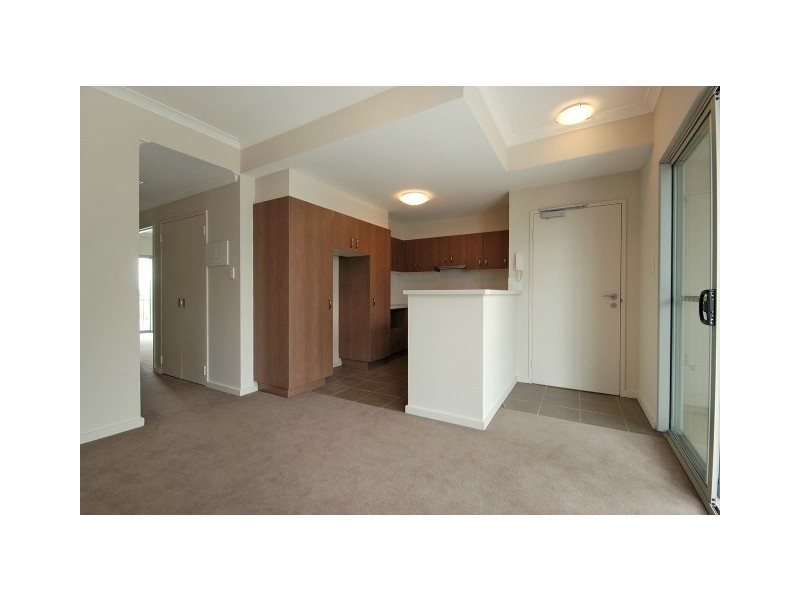 38/6 IBERA WAY, Success WA 6164