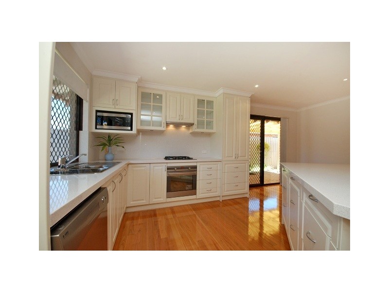 3/832 Cnr Canning Hwy & Glenelg St, Applecross WA 6153