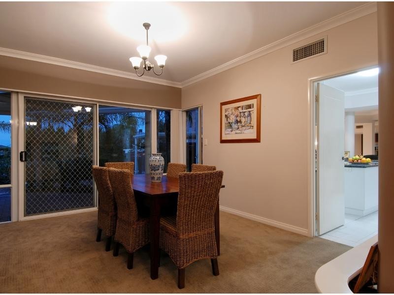 3 Rossiter Way, Winthrop WA 6150