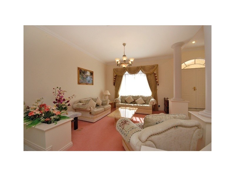 76 Aitken Drive, Winthrop WA 6150