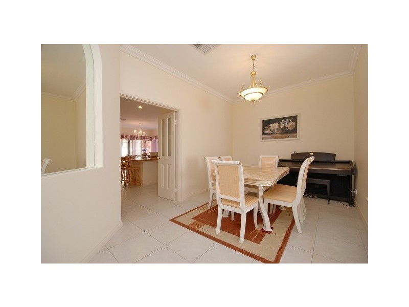 76 Aitken Drive, Winthrop WA 6150