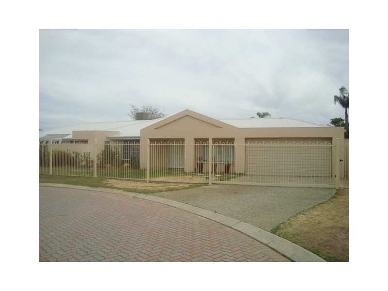 5 Male Court, Winthrop WA 6150