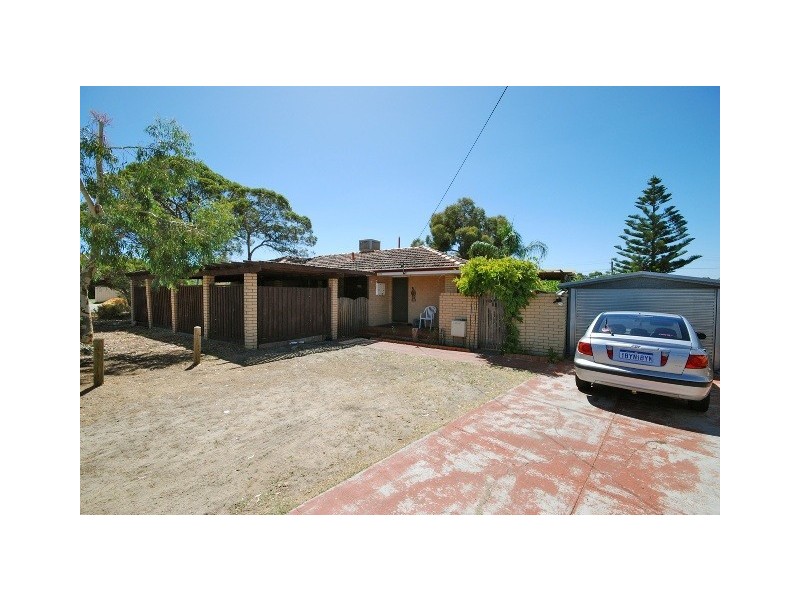 8 Foxwood Way, Langford WA 6147