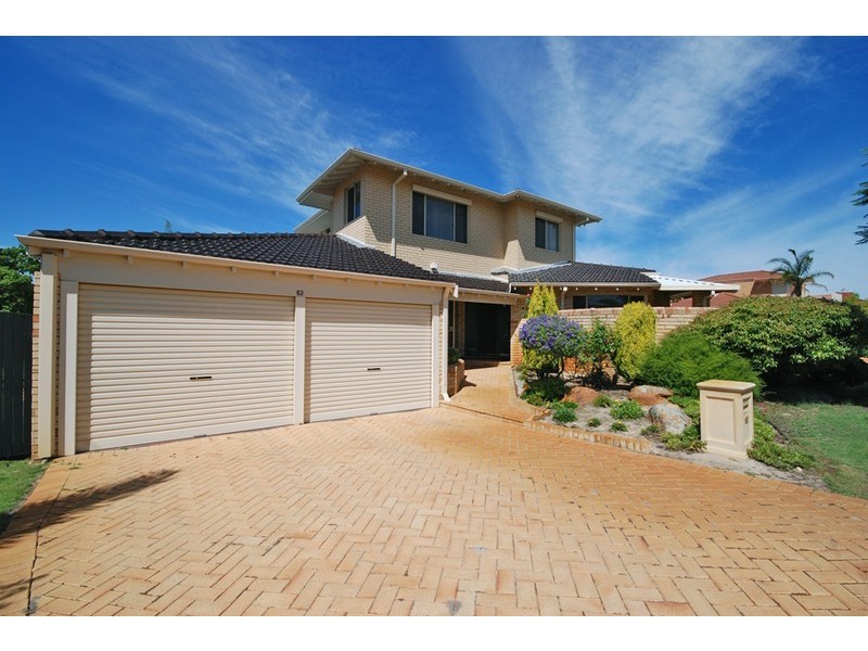 63 Ten Seldam Circle, Winthrop WA 6150