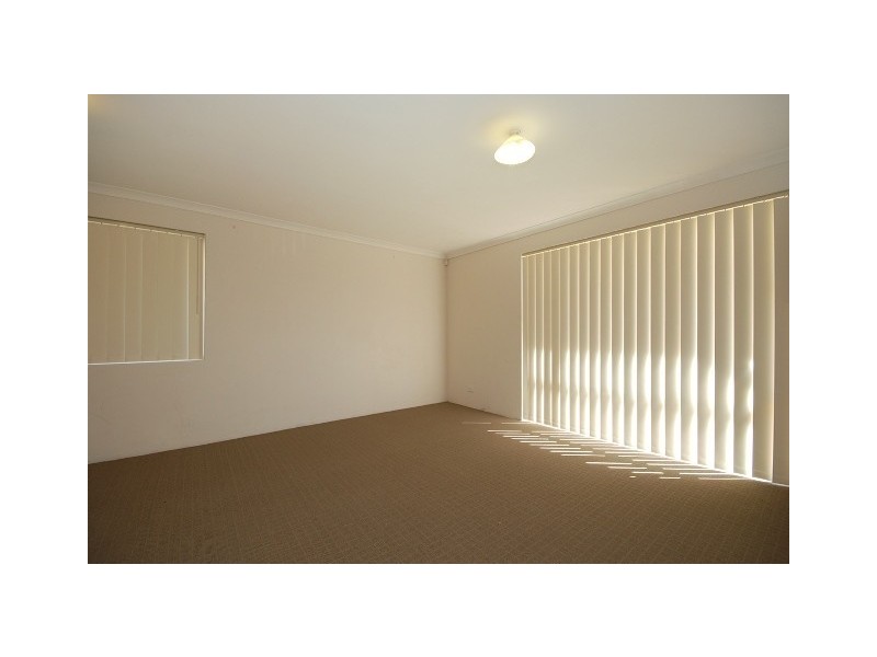 6 Hackett Pass, Winthrop WA 6150