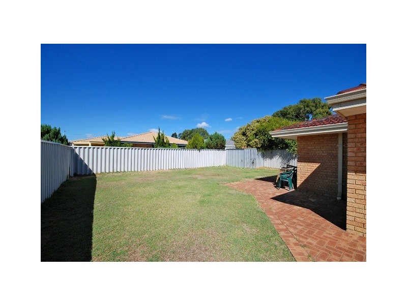 6 Hackett Pass, Winthrop WA 6150