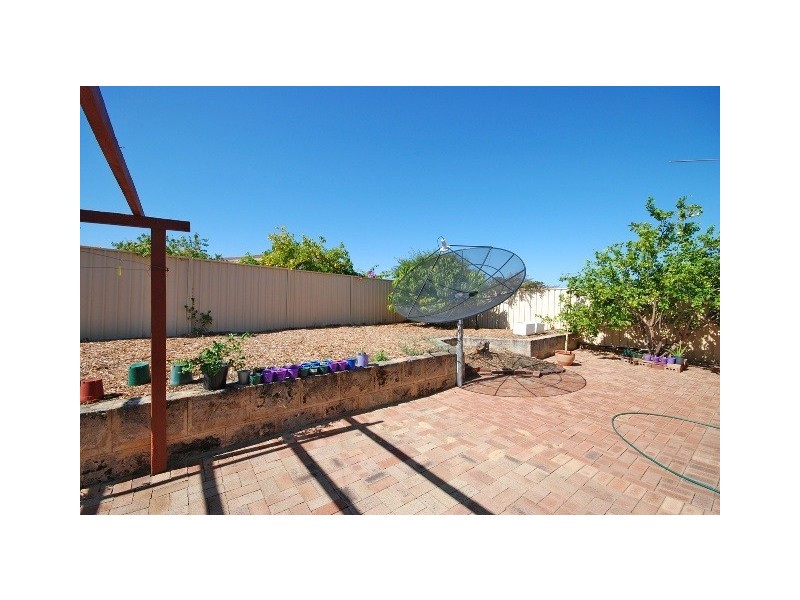 51 Northmore Crescent, Winthrop WA 6150