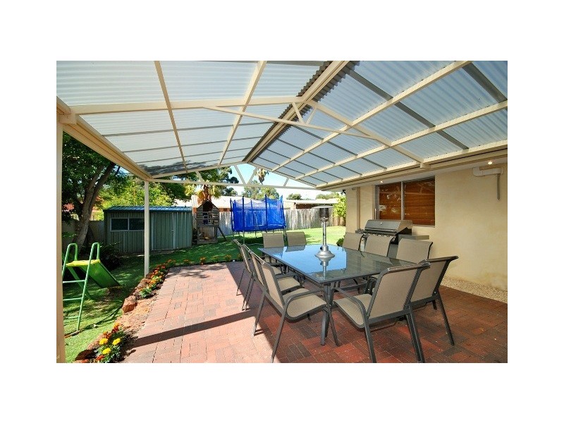 22 Corbett Way, Booragoon WA 6154