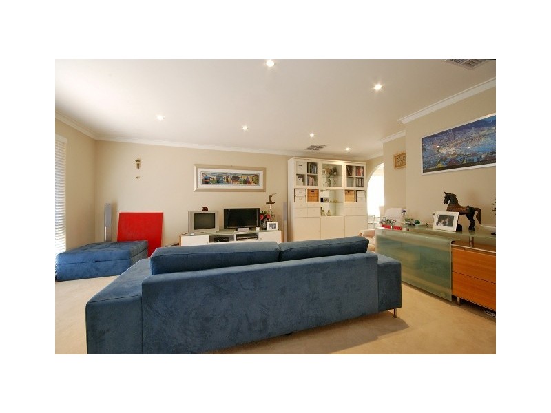 18A Piercy Way, Kardinya WA 6163