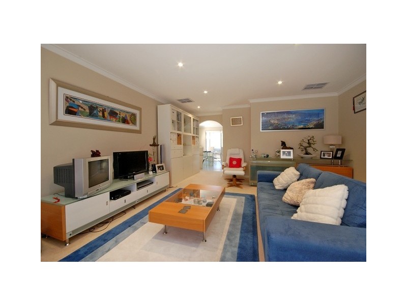 18A Piercy Way, Kardinya WA 6163