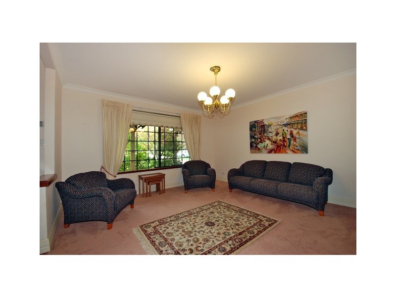 32 Lockett Crest, Winthrop WA 6150