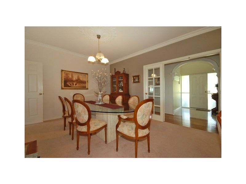 45 Whitfeld Terrace, Winthrop WA 6150