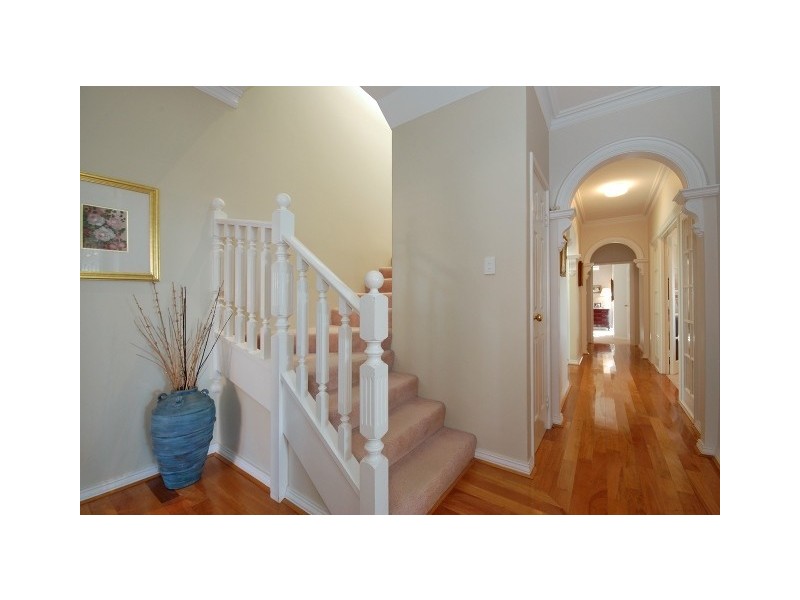 45 Whitfeld Terrace, Winthrop WA 6150