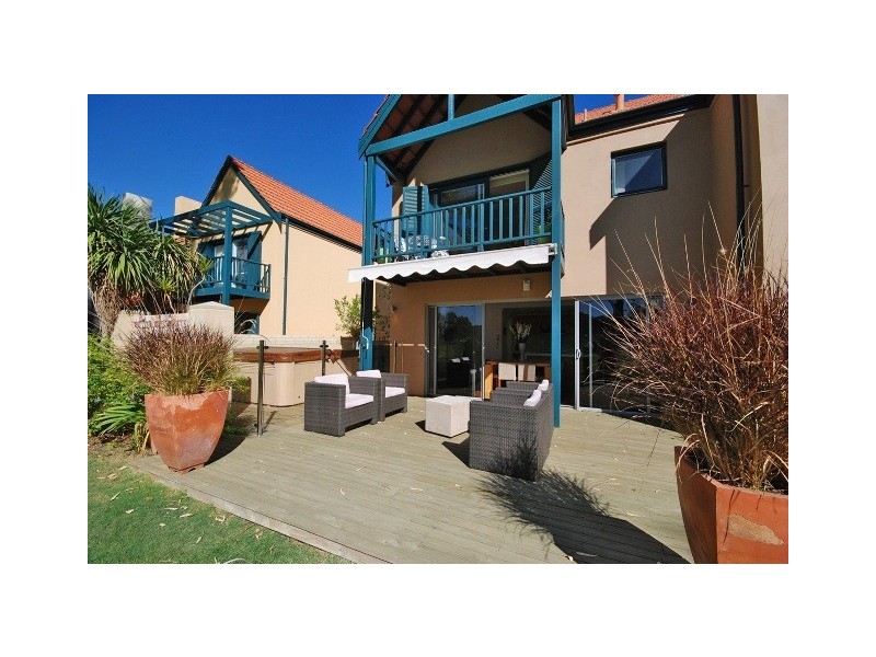 42 Spyglass Grove, Connolly WA 6027