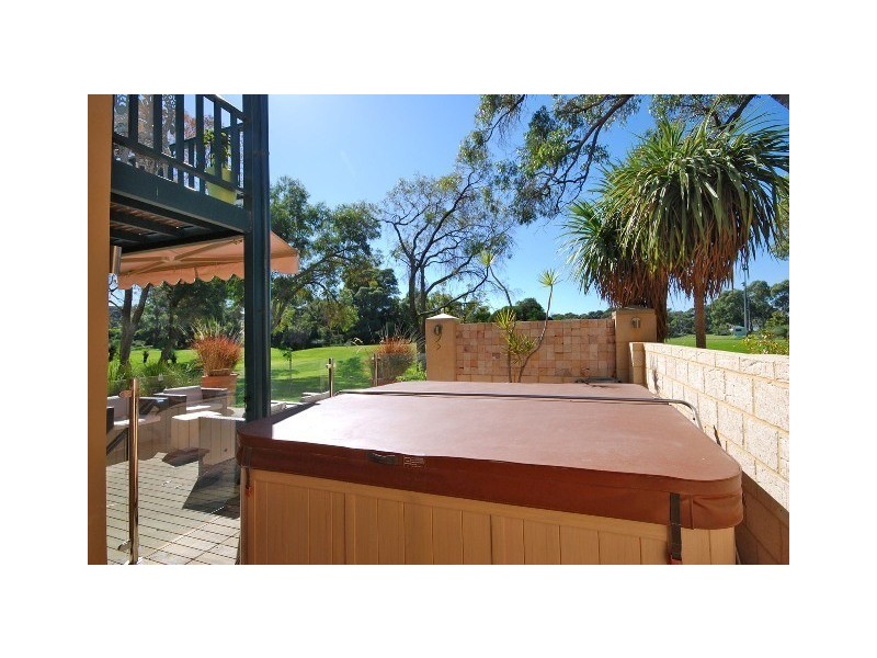 42 Spyglass Grove, Connolly WA 6027