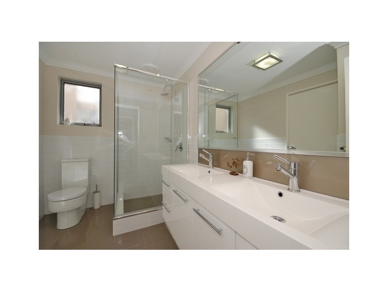 65 Beamish Ave, Brentwood WA 6153