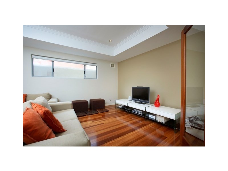 65 Beamish Ave, Brentwood WA 6153