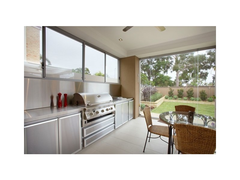 65 Beamish Ave, Brentwood WA 6153