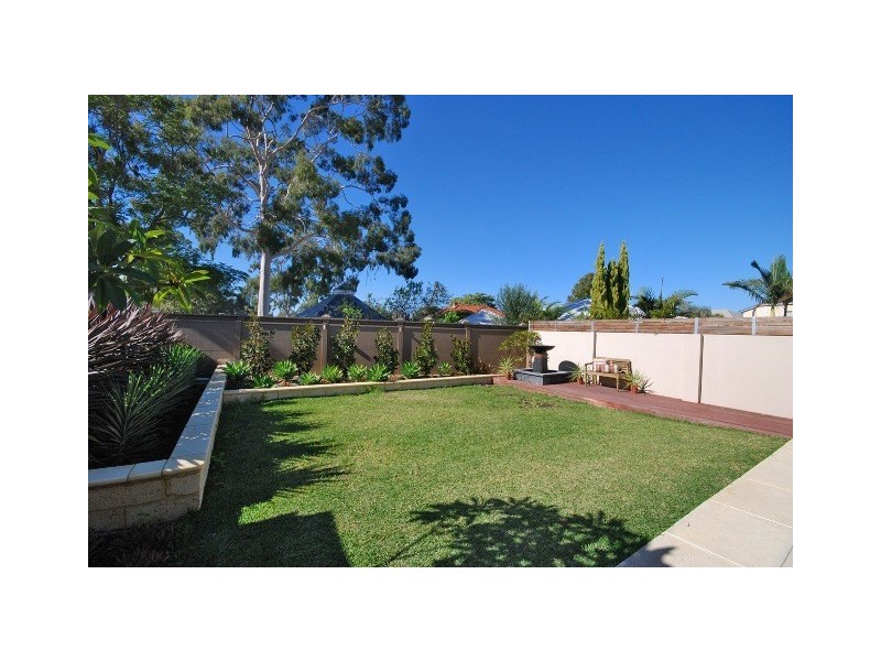 65 Beamish Ave, Brentwood WA 6153