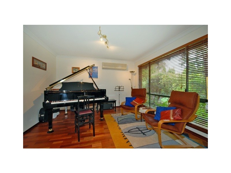 46 Simpson St, Ardross WA 6153