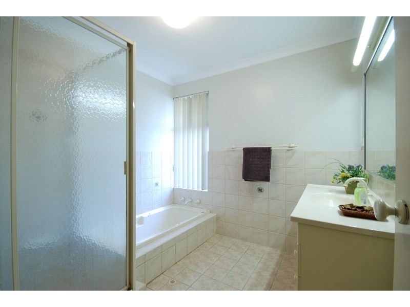 4 Donavon Rise, Murdoch WA 6150