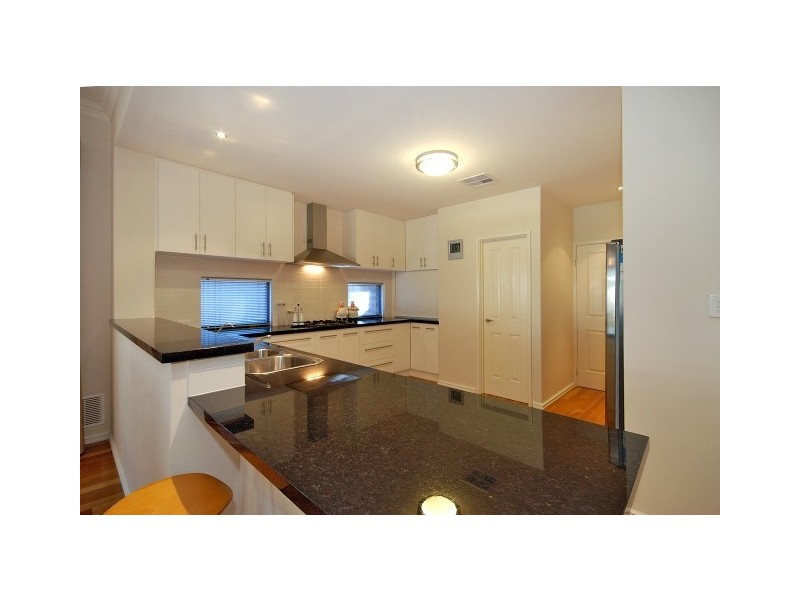 9 Davenport Road, Booragoon WA 6154
