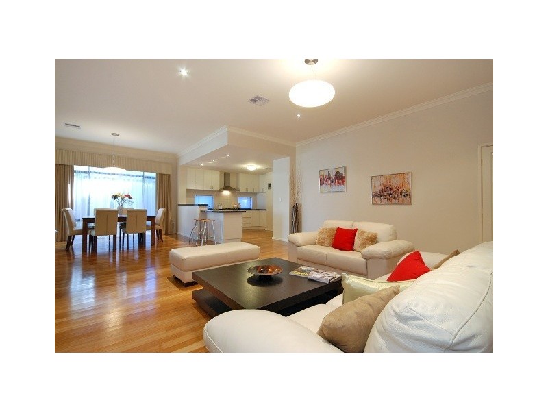 9 Davenport Road, Booragoon WA 6154