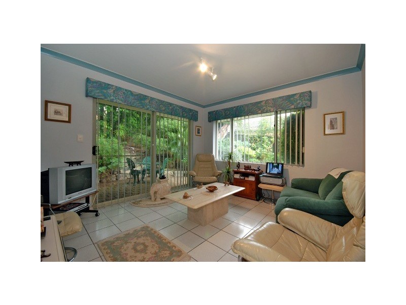 15 Yeovil Crescent, Bicton WA 6157