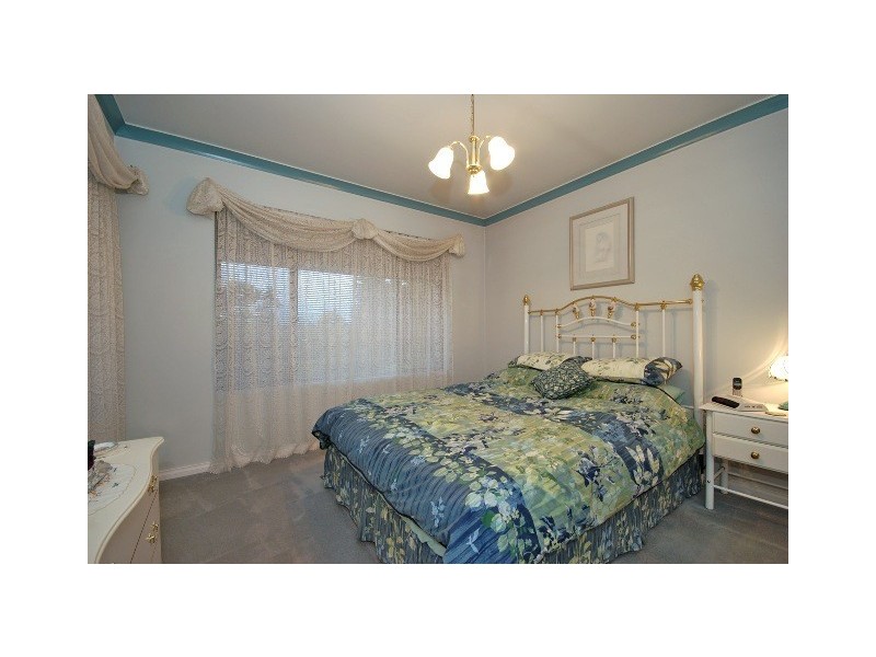 15 Yeovil Crescent, Bicton WA 6157