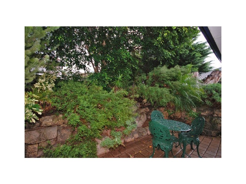 15 Yeovil Crescent, Bicton WA 6157