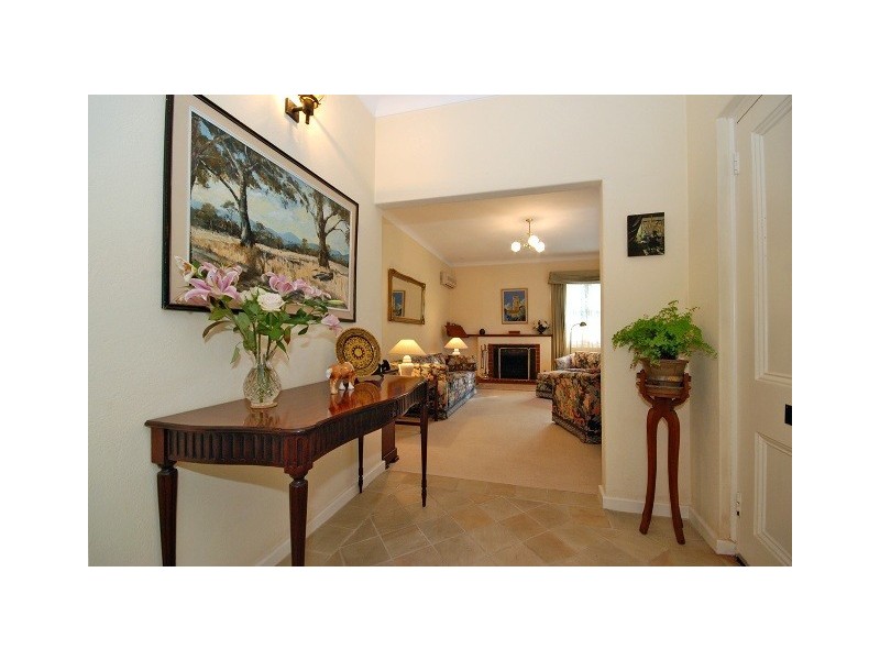 15 Gimber Street, Melville WA 6156