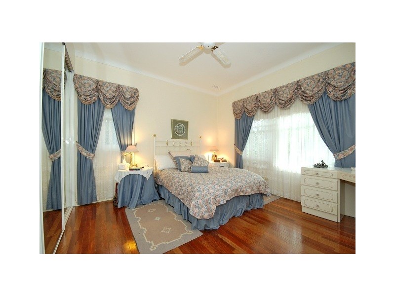 15 Gimber Street, Melville WA 6156