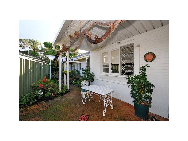 15 Gimber Street, Melville WA 6156