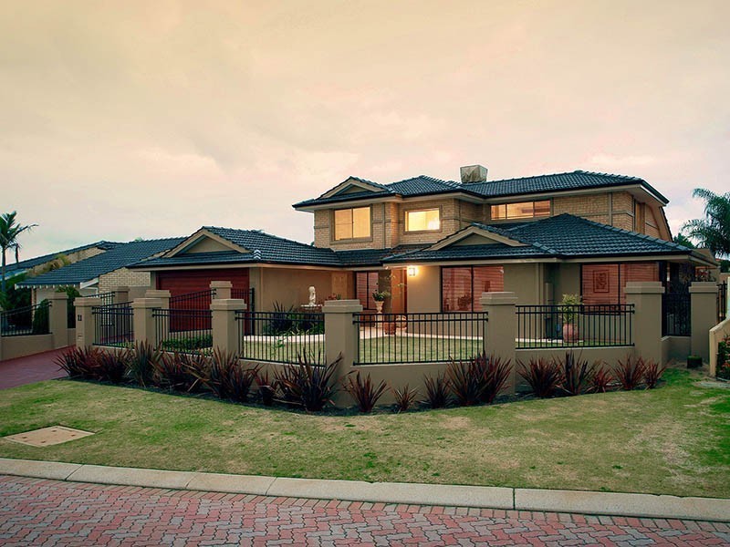 11 Burrows Place, Winthrop WA 6150