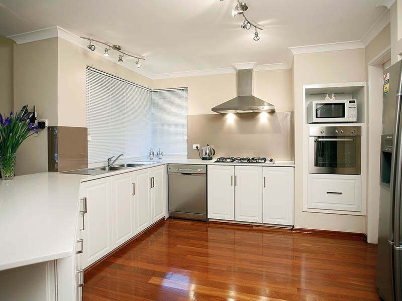 11 Burrows Place, Winthrop WA 6150