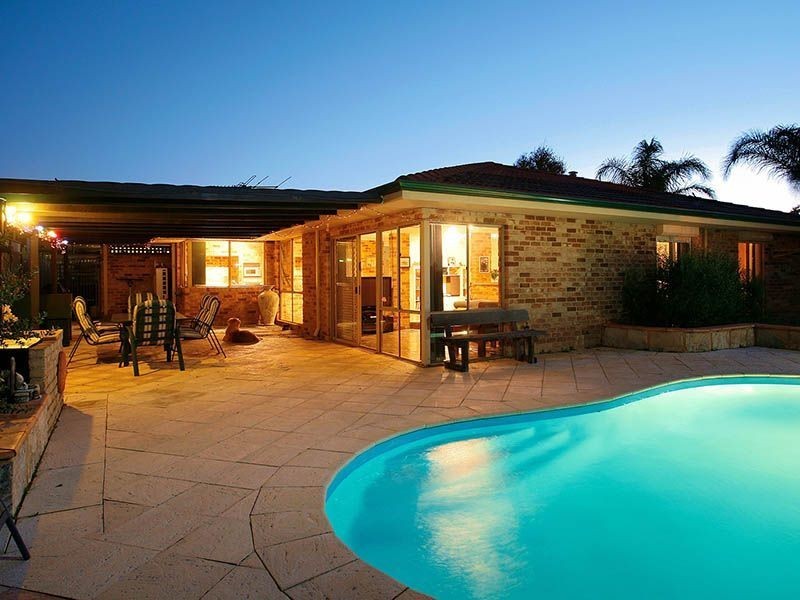 20 Northmore Cr, Winthrop WA 6150