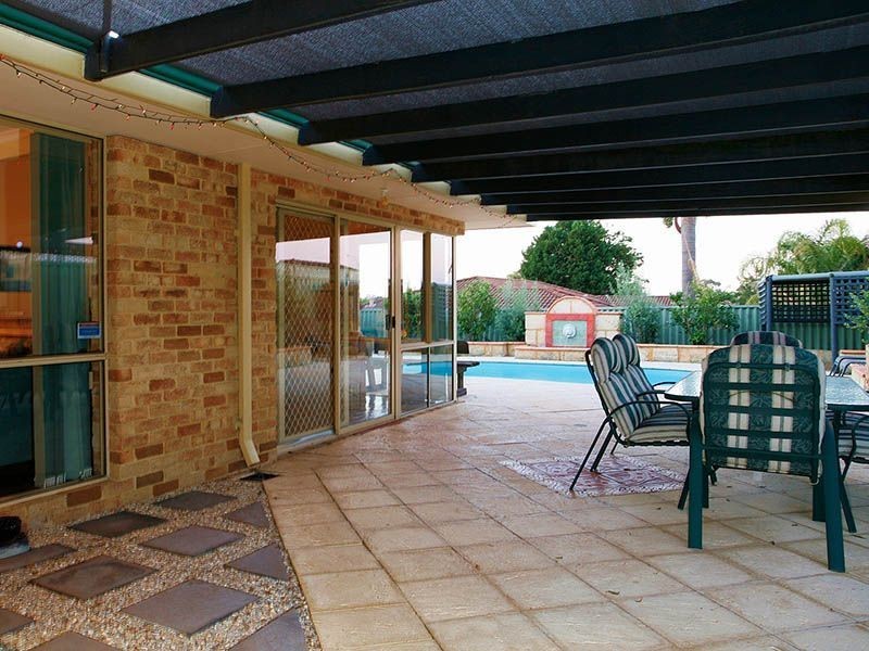 20 Northmore Cr, Winthrop WA 6150