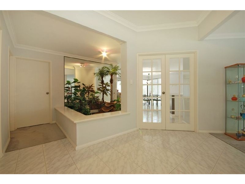 2 Mauldon Mews, Winthrop WA 6150